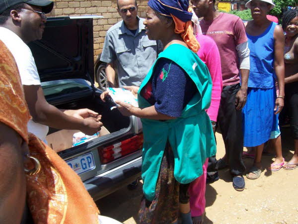 1425564_1421131411437895_178557924_n